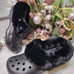 Crocss black Classic Mammoth clog size6 new